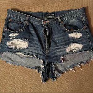 Aeropostale high-rise shortie short